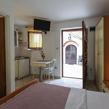 Apartamento Casa Di Nives Krk Town Exterior foto