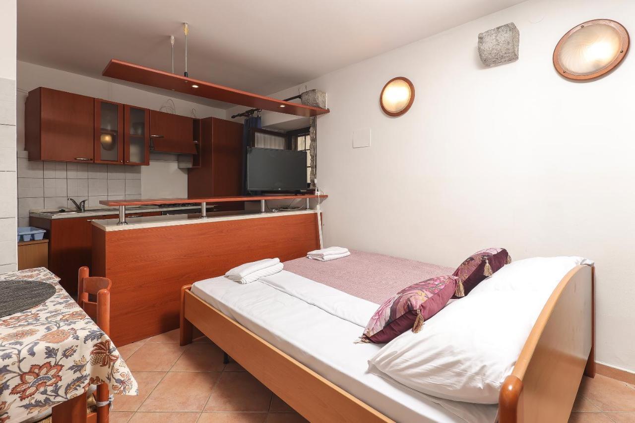 Apartamento Casa Di Nives Krk Town Exterior foto