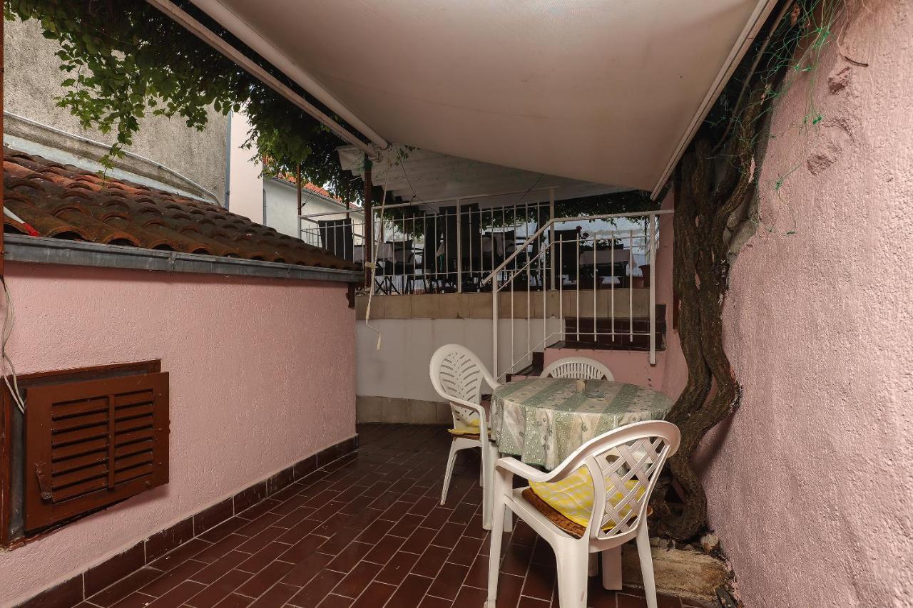 Apartamento Casa Di Nives Krk Town Exterior foto